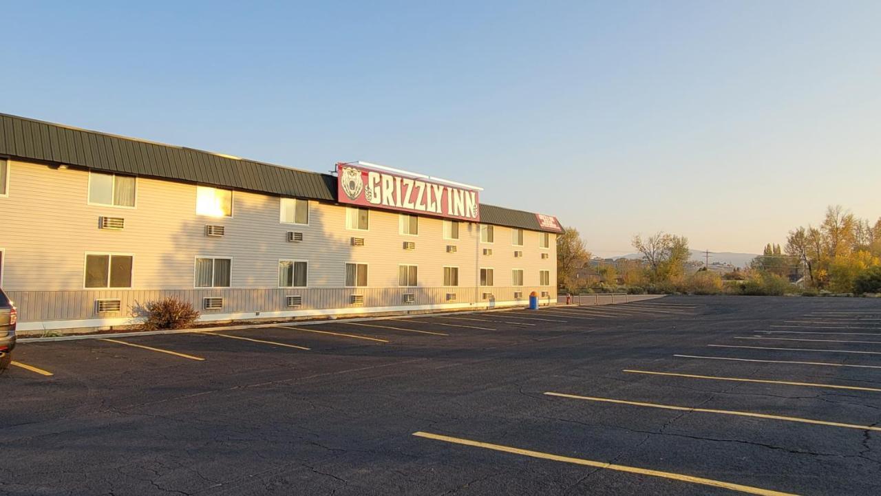 Grizzly Inn Evanston Exterior photo